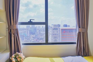 Apartamento premier | Espaço de trabalho para notebook, Wi-Fi de cortesia, roupa de cama