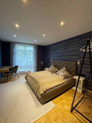 1 habitación y ropa de cama 