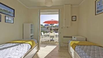 2 habitaciones, cuna de viaje y wifi gratis