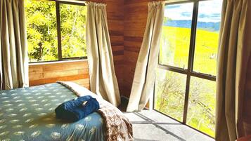 2 chambres, fer et planche Ă repasser, Wi-Fi, draps fournis