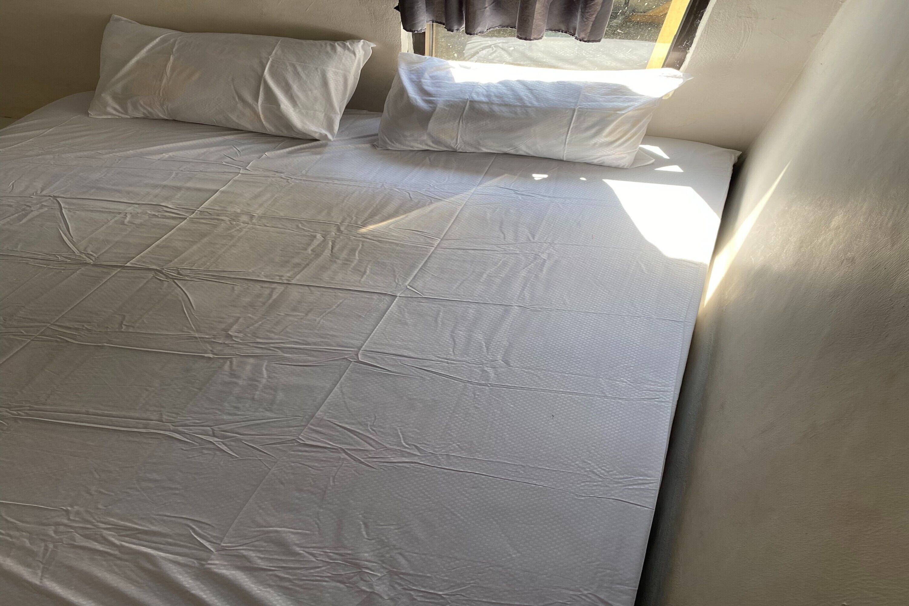 Chambre Double | Wi-Fi gratuit, draps fournis