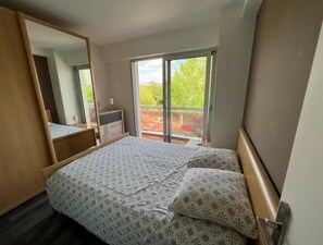 1 habitación, wifi y ropa de cama 