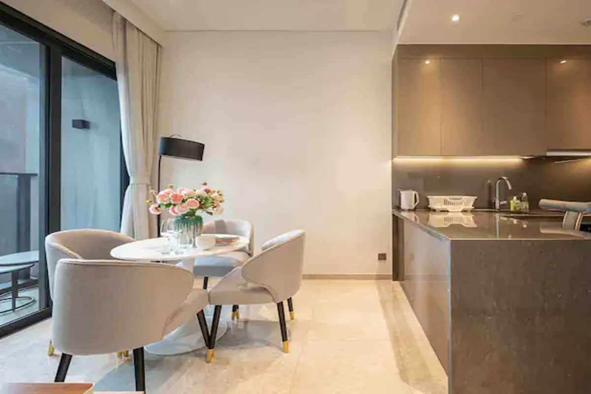 Royal-suite - 1 soveværelse - adgang til Club-lounge - byudsigt | 6 soveværelser, egyptiske bomuldslagner, premium-sengetøj, dundyner