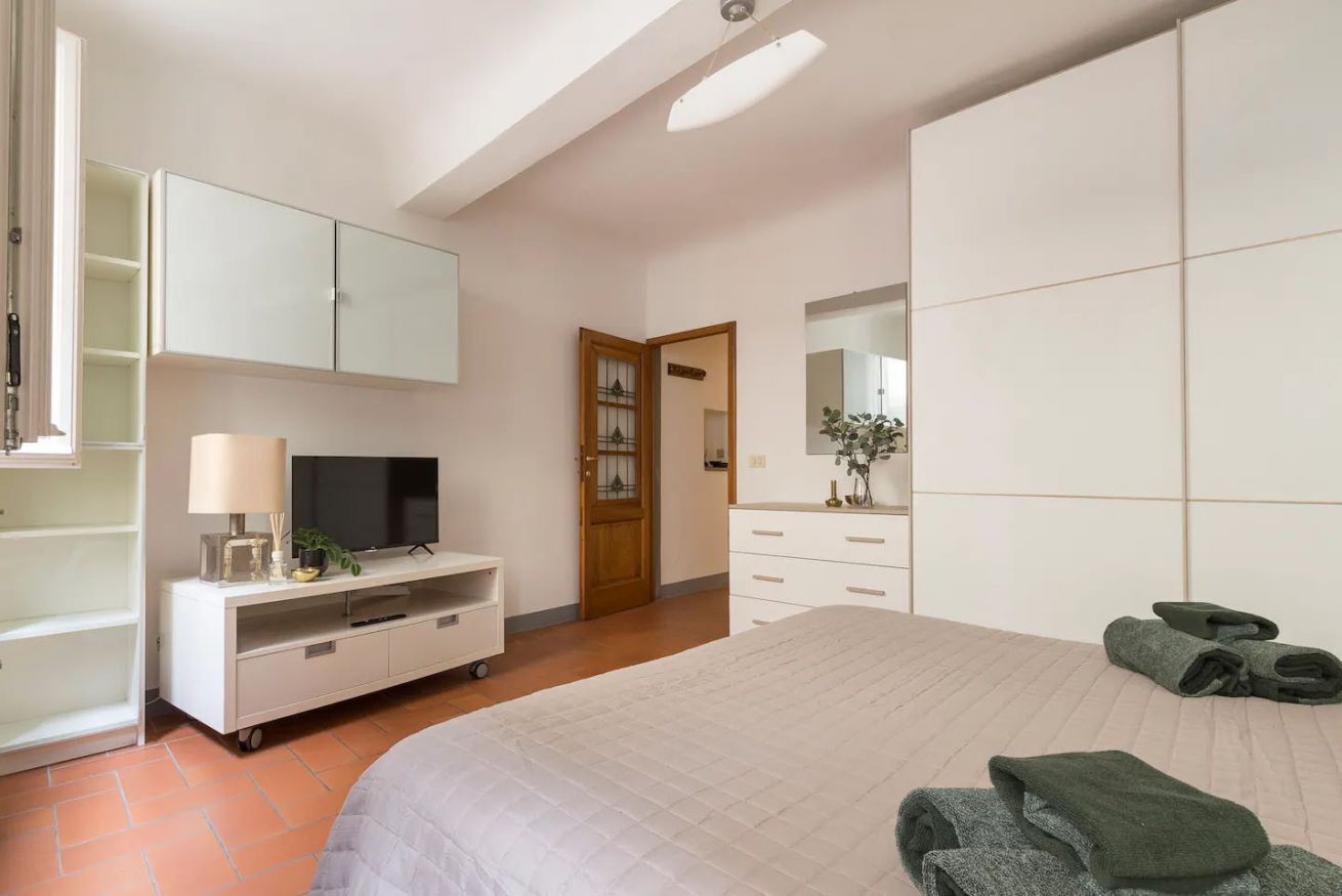 1 chambre, fer et planche à repasser, accès à Internet, literie fournie