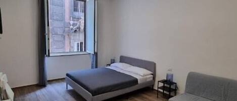 1 sovrum, strykjärn/strykbräda, gratis wi-fi och sängkläder