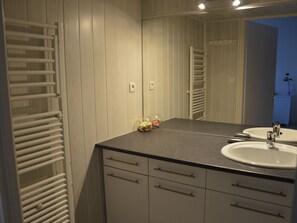 ヘアドライヤー