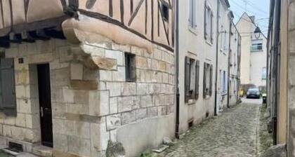 Petit F2 fonctionnel plein centre et proche gare