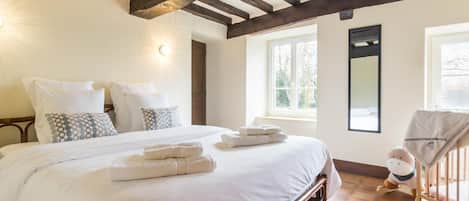 5 bedrooms, free WiFi