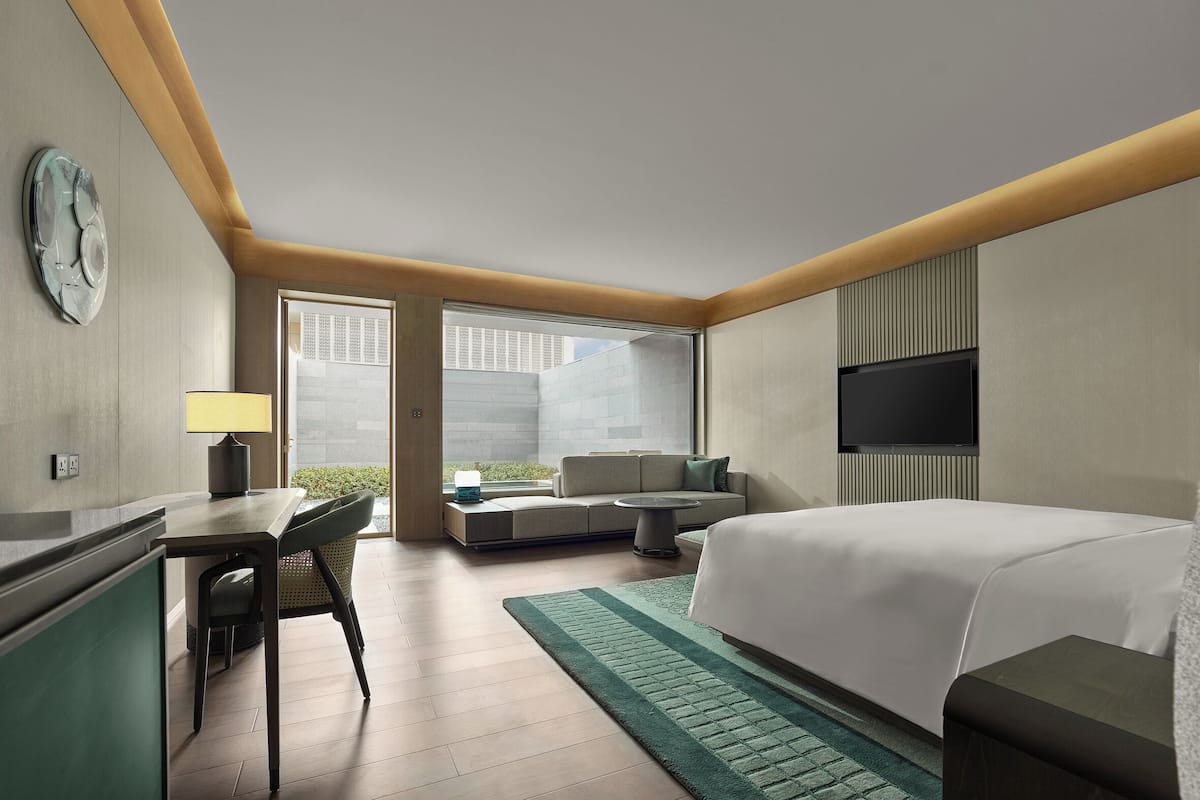 Premium bedding, down duvets, pillow-top beds, free minibar items