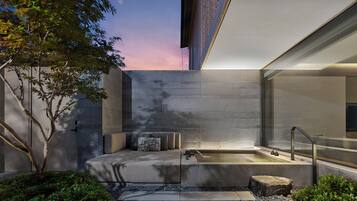 Premium bedding, down duvets, pillow-top beds, free minibar items