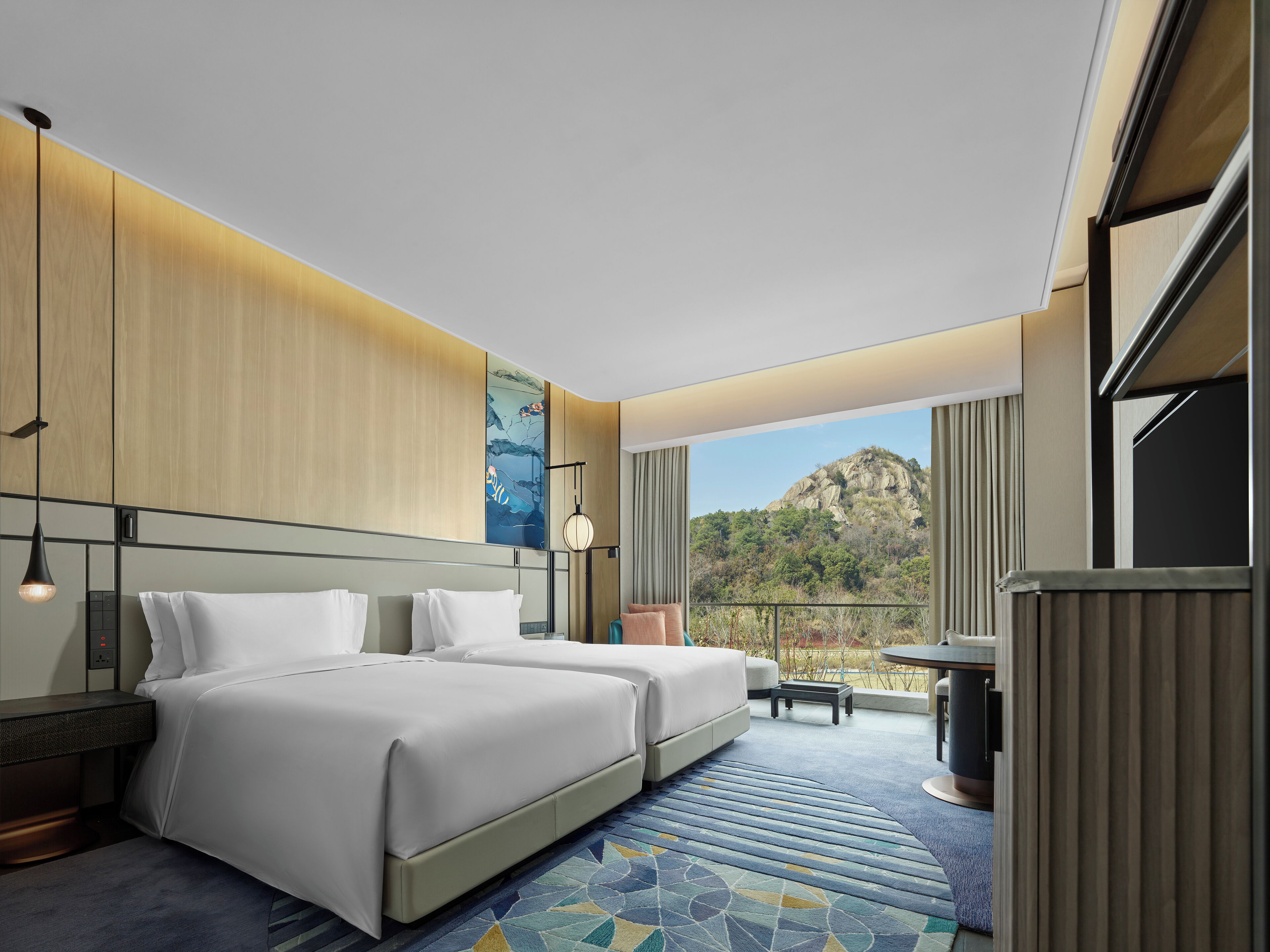 Room, 2 Twin Beds, Mountain View | Premium bedding, down comforters, pillowtop beds, free minibar items