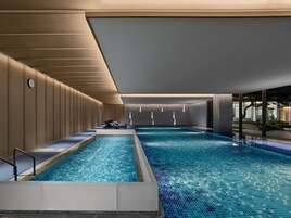 Una piscina techada