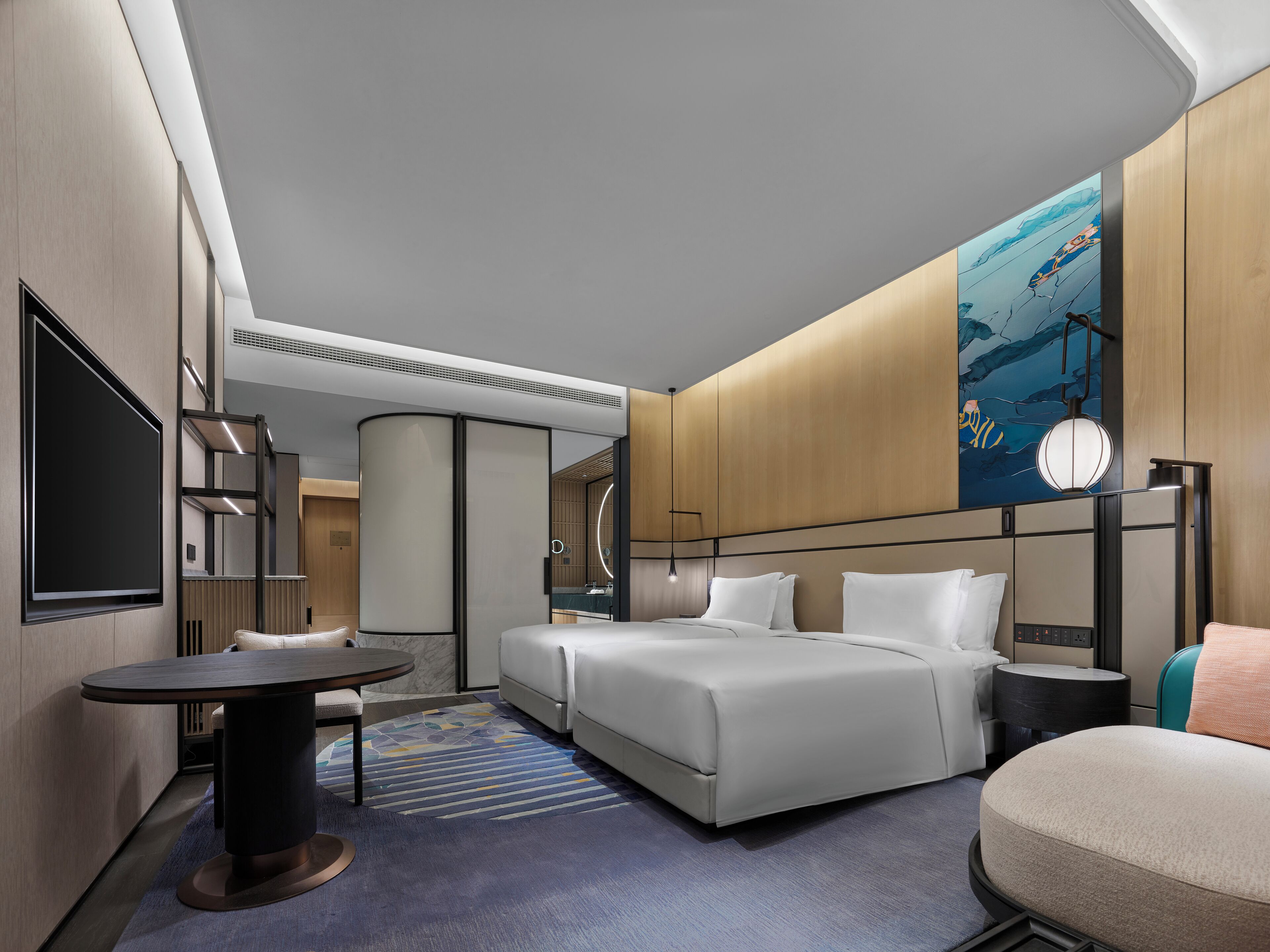 Premium bedding, down comforters, pillowtop beds, free minibar items