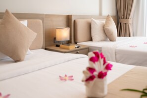 家庭套房, 1 间卧室, 阳台, 城市景观 | 迷你吧、客房内保险箱、办公桌、笔记本电脑工作区