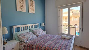 2 bedrooms, WiFi, bed sheets