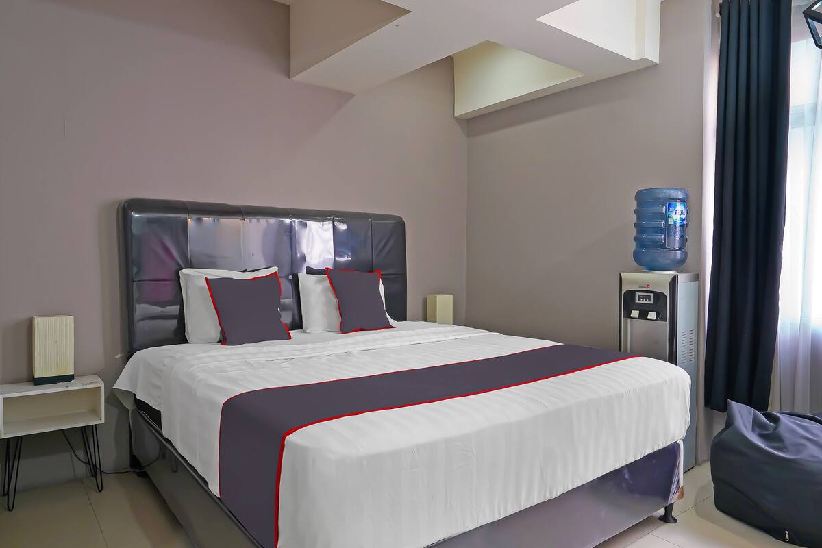 Standard Double Room | Desk, free WiFi, bed sheets