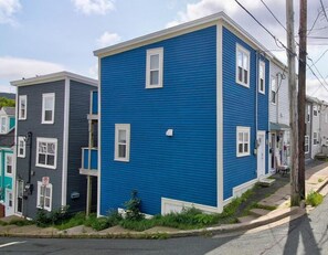 Exterior - The Cabot 2Bds 2Ba Patio (St. John's)