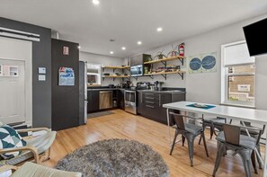 Fridge, microwave, oven, stovetop - The Cabot 2Bds 2Ba Patio (St. John's)