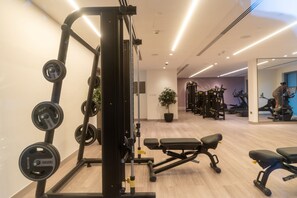 Gym - Bellavista - Chic - 1 BR - Burj Royal (Dubai)