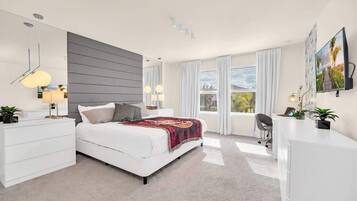 5 bedrooms, desk, iron/ironing board, travel crib