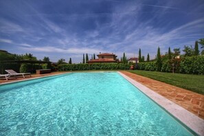 Outdoor pool - House in the Tuscan Countryside with Pool (Santa Maria)
