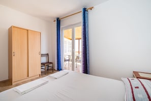 2 chambres, accĂšs Internet, draps fournis