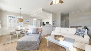 Televisie en een open haard