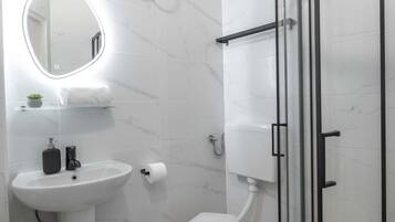 Phòng Tiêu chuẩn | Phòng tắm | Máy sấy tóc