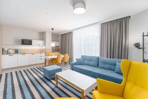 Unclassified image, 5 of 29, button