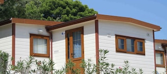 Mobilehome with parking