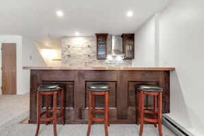 Bar (on property) - South Ridge G-01 - Sunday River Condo (Newry)
