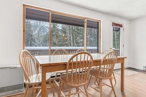 Dining - South Ridge G-01 - Sunday River Condo (Newry)
