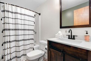 Towels - South Ridge G-01 - Sunday River Condo (Newry)