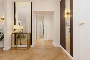 Interior - Foksal 12/14 | Residence LUX Blue Moon | Warsaw (Warszawa)