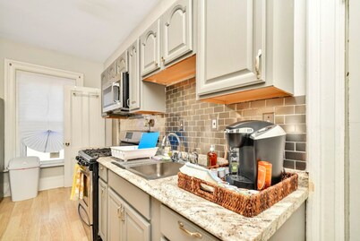 Extremely clean and Affordable. 