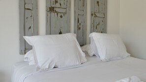 Superior Double or Twin Room | Individually decorated, individually furnished, desk, laptop workspace - Domaine Machja  (Olmiccia)