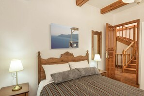 5 Schlafzimmer, Bügeleisen/Bügelbrett, kostenloses WLAN, Bettwäsche