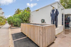 Property grounds - Belmar Oceanfront apartment 8 a 2 bedroom /2 bathroom ensuite de luxe apartment (Kralendijk)