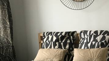 6 bedrooms, iron/ironing board, travel crib, free WiFi