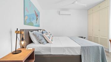 3 Schlafzimmer, Zimmersafe, Schreibtisch, Bügeleisen/Bügelbrett