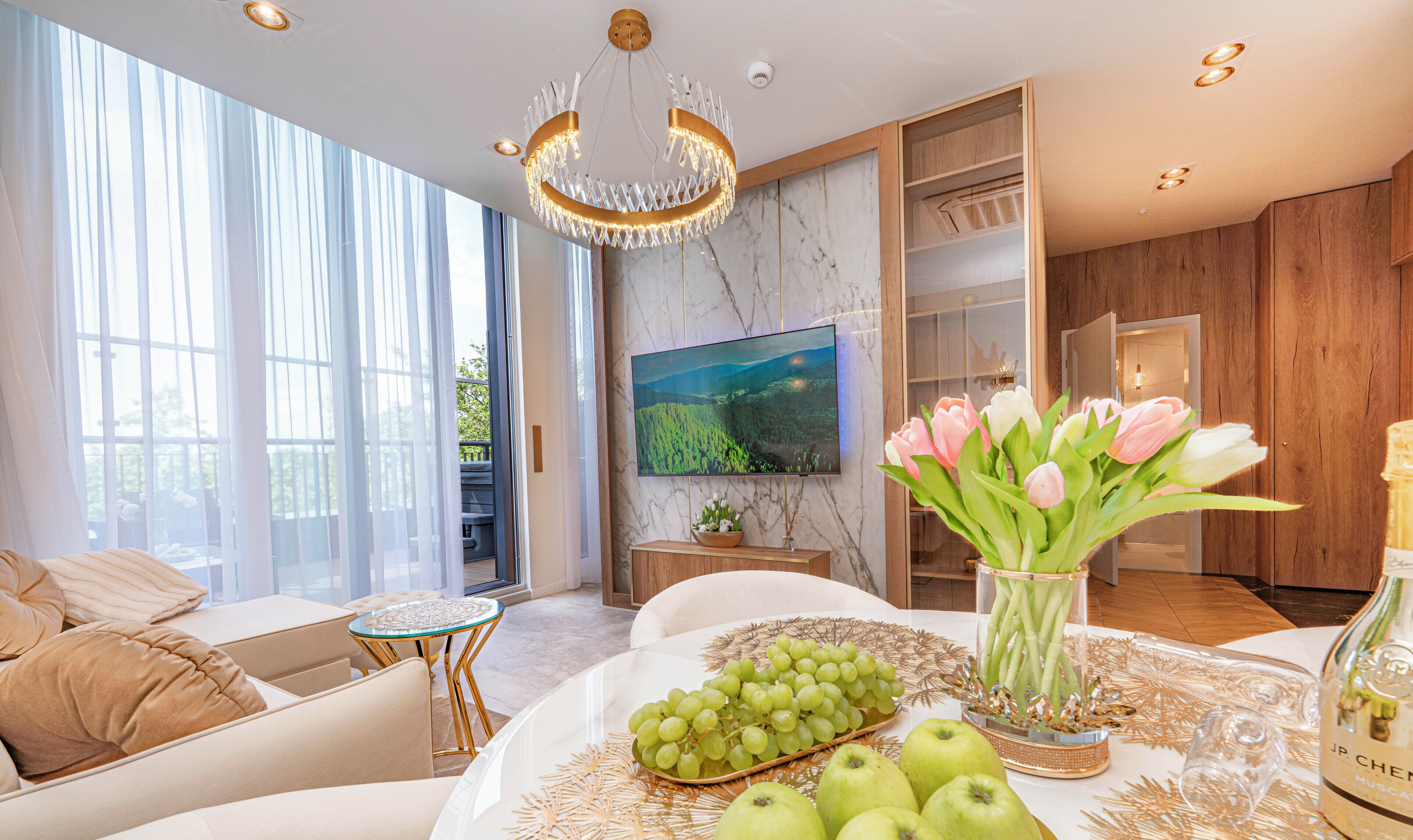 Luxury Penthouse, Hot Tub, Sea View | In-room safe, individually decorated, individually furnished