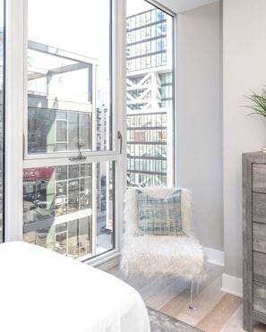 Interior - Luxury Loft Collection COMBO 01/03 | Terrace (Chicago)