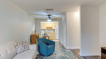 Apartment (1 Bedroom) | Interior