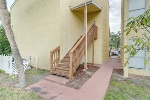 Interior - Quaint Sarasota Condo: 4 Mi to Siesta Key Beach! (Sarasota)