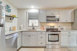 House (3 Bedrooms) | Interior - Peaceful Pocono Gem! Cabin 6 Mi to Dtwn Jim Thorpe (Jim Thorpe)