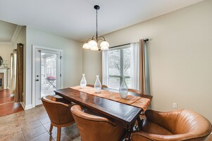 House (4 Bedrooms) | Interior