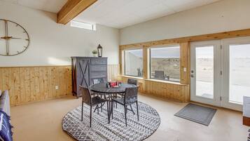 House (6 Bedrooms) | Bahagian dalam