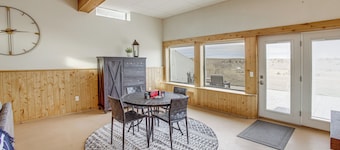 Secluded Montana Getaway w/ Fire Pit & Views!