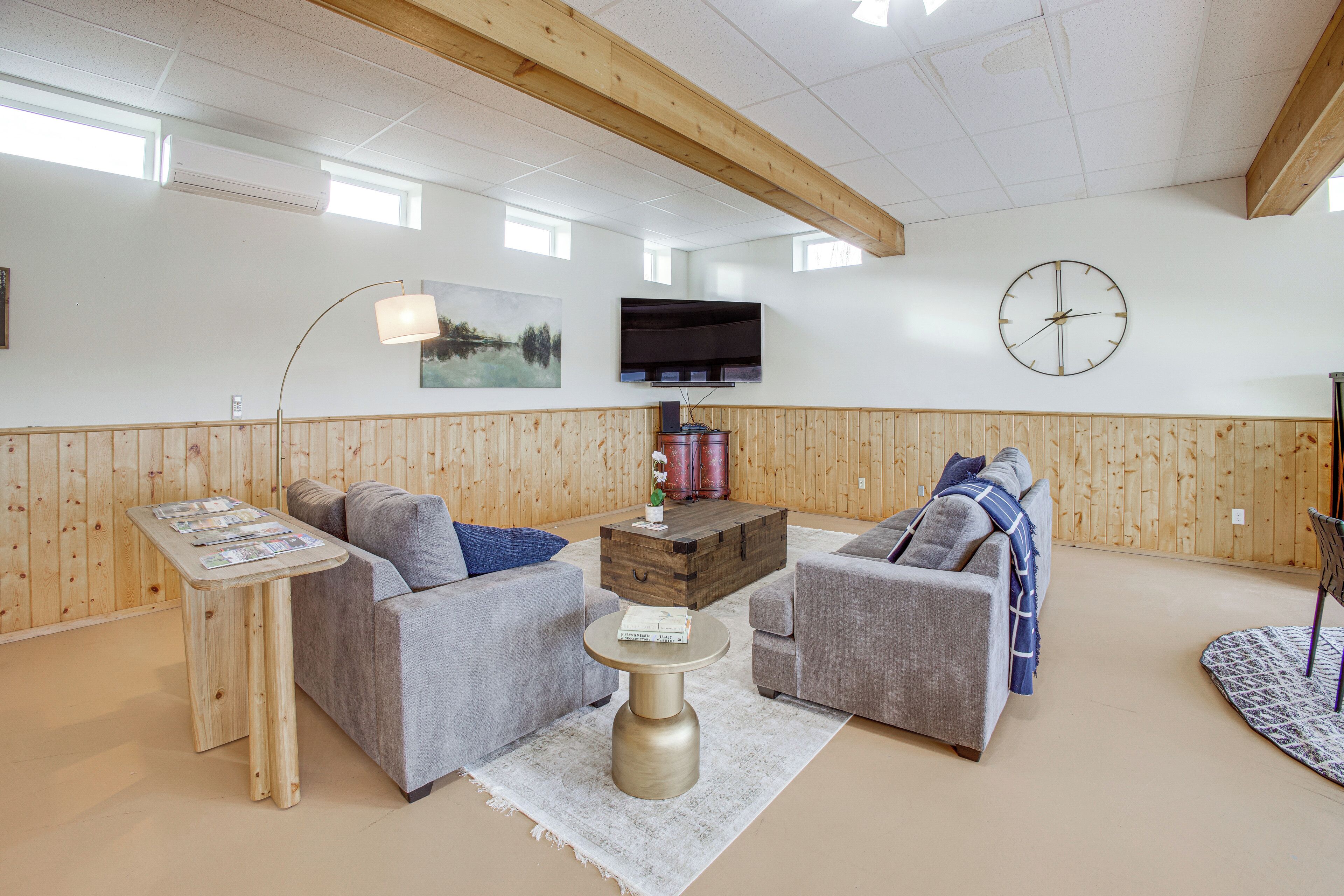 منزل (6 Bedrooms) | المنشأة من الداخل