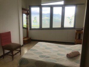 4 slaapkamers, wifi, beddengoed